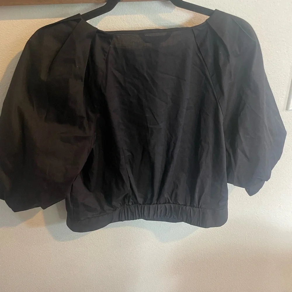 NWT‎ Banana Republic Elegant Black Puff Sleeve Blouse Size Medium